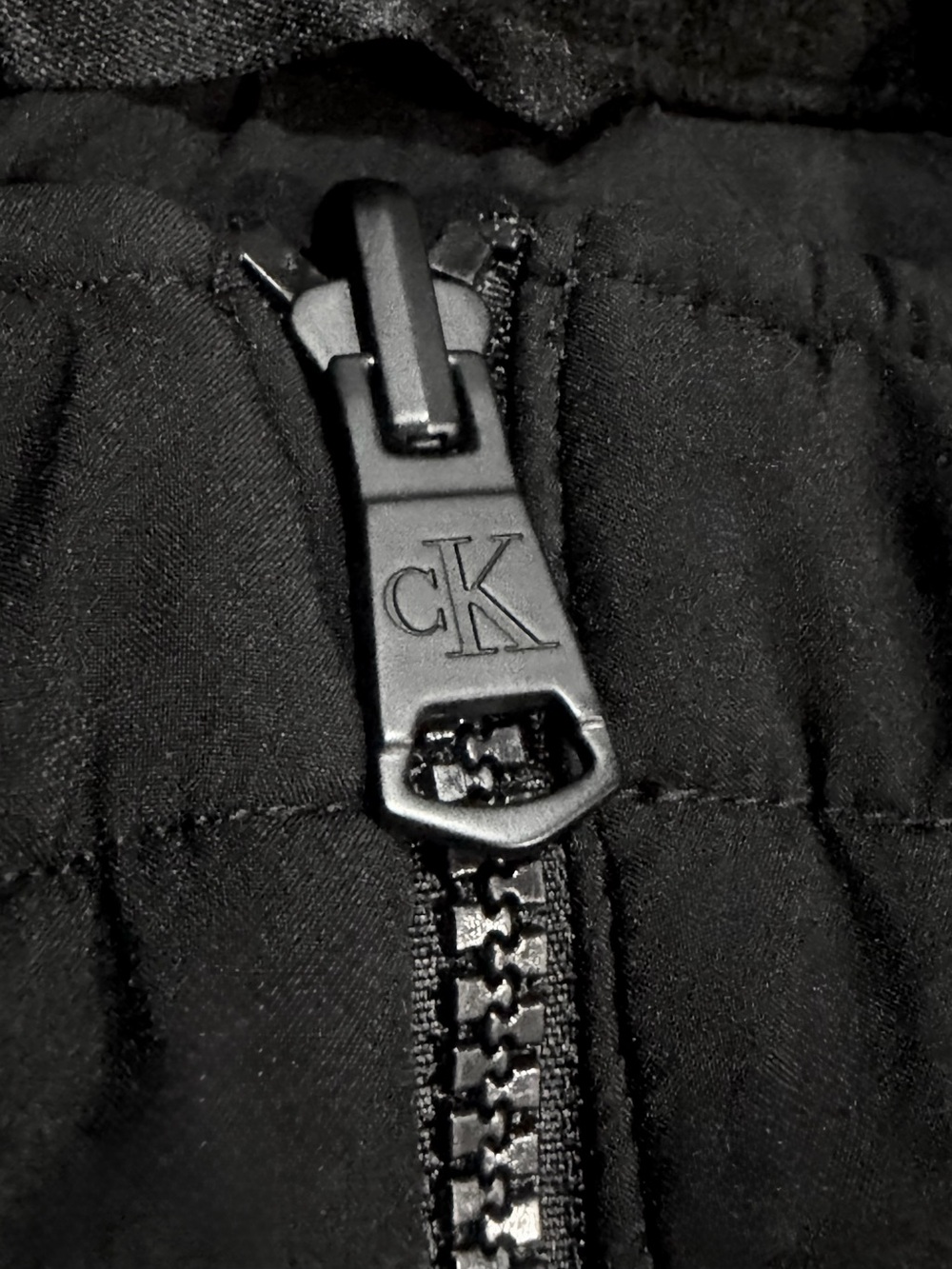 Calvin Klein Men's Black Quilted Lightweight Puffer Jacket - Picture 7 of 7